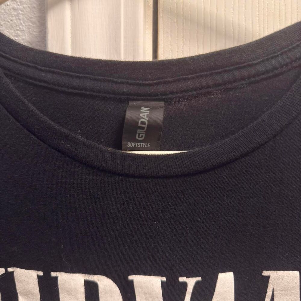 Unbranded Men's Black and Navy T-shirt - Picture 3 of 4